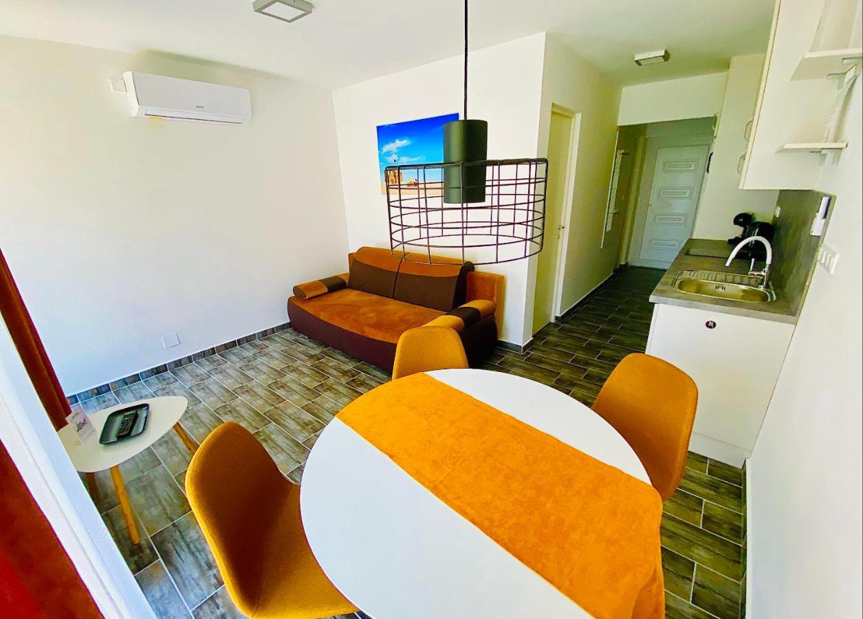 Lilac Apartman Balatonlelle Luaran gambar