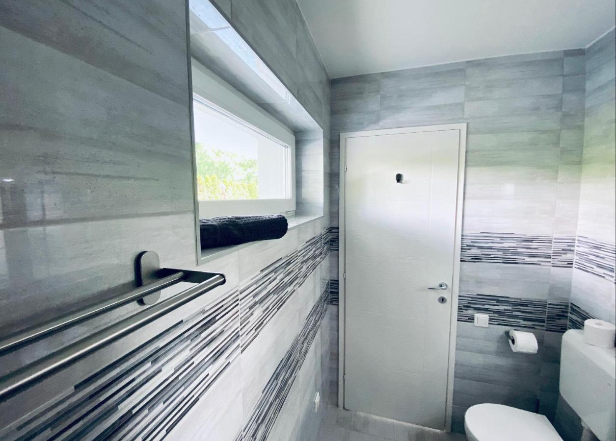 Lilac Apartman Balatonlelle Luaran gambar